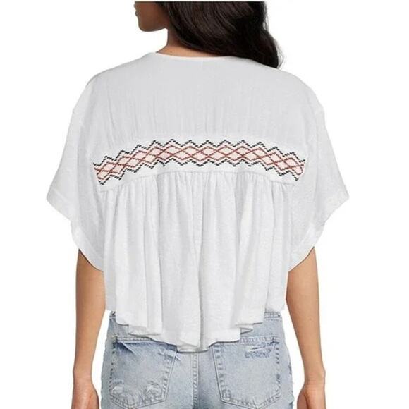 Free People NWT Women's Market Embroidery Trim Tassel Tie V-Neck Tee White Small - Picture 2 of 8